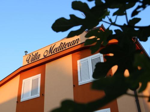 Apartment Villa Mediteran- kleine Ferienwohnung mit Balkon by Interhome