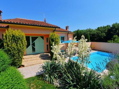 Holiday Home Villa Steffani in Kapelica- Istrien mit Pool by Interhome