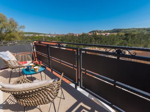 Holiday Home Villa Violette mit Pool nahe Stadtzentrum by Interhome