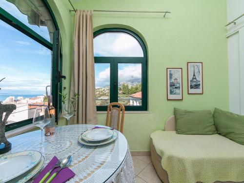 Apartment Komfortable Ferienwohnung mit Balkon by Interhome
