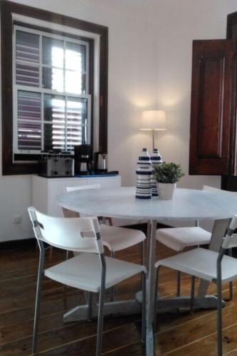 Apartment Inglesinhos 1- by Interhome