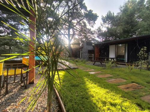 En have udenfor La Posada Bungalows I Simple