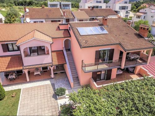 Apartment Wohnung 'Silva5' mit Wasserblick by Interhome