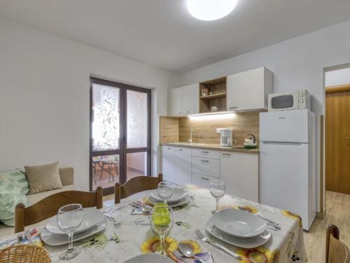 Apartment Wohnung 'Silva5' mit Wasserblick by Interhome