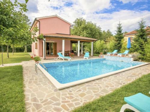 Holiday Home Korina by Interhome