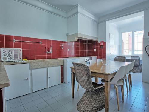 Apartment Liverpool-Terrasse by Interhome