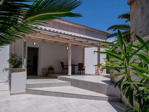 Apartment Schöne Wohnung in Veli Lošinj mit Garten by Interhome