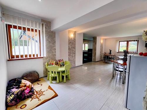 Køkken eller tekøkken på Ośrodek Wypoczynkowy Baca