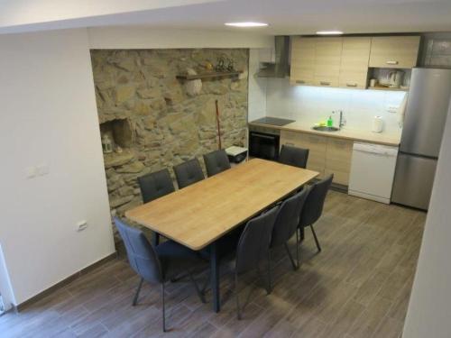 Holiday Home Renoviertes Ferienhaus in Baska mit Terrasse by Interhome