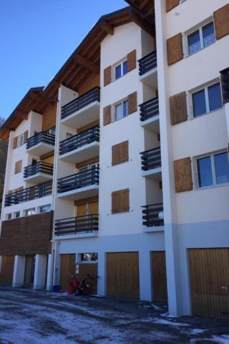 Apartment Mont-Fort 14A by Interhome