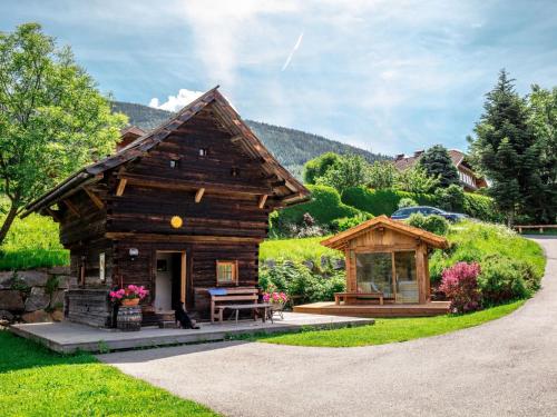 Holiday Home das kleine U in Rennweg am Katschberg by Interhome
