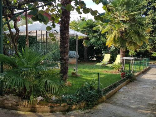 Apartment Wohnung 'Ivaana' mit Privatparkplatz by Interhome