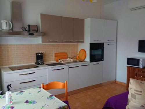Holiday Home Fantastisches Haus nur 700m vom Strand entfernt by Interhome