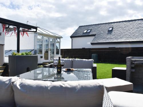 Το κτήριο όπου στεγάζεται  η παραθεριστική κατοικία