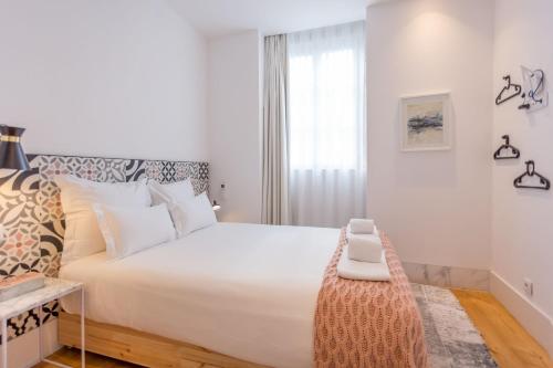 Historic house of Santo André • Lisbon's old town