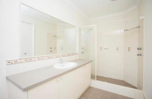 Et badeværelse på Bertram Family Retreat