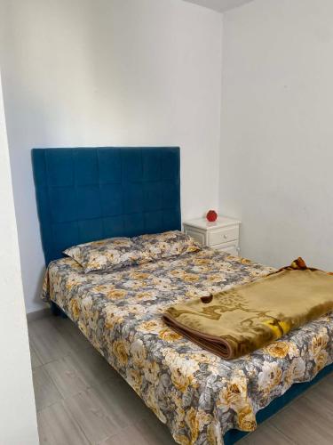 Postel nebo postele na pokoji v ubytování Séjournez au cœur de la Marsa