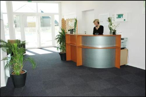 Vstupní hala nebo recepce v ubytování Studio moderne avec terrasse à 5 min de Honfleur parking et piscine