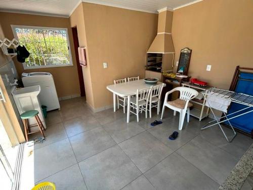 Afbeelding uit fotogalerij van Casa aconchegante perto do mar em Imbé in Imbé