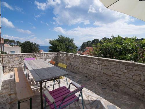 Apartment Schöne Wohnung in Veli Losinj by Interhome