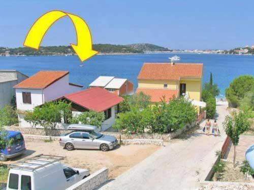 Holiday Home Sunara mit Terrasse und Kinderpool by Interhome