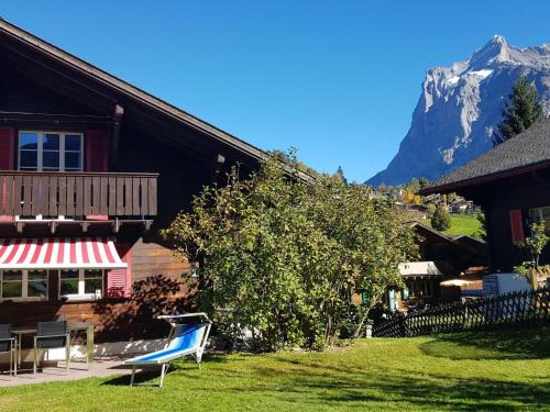 Holiday Home Chalet Gletscherfloh by Interhome