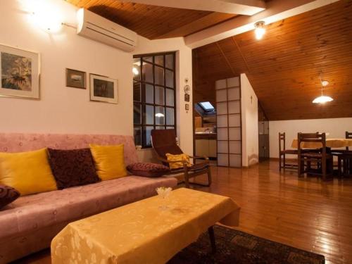 Apartment Ruhige Ferienwohnung mit herrlicher Aussicht by Interhome