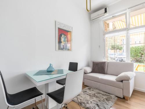 Apartment Studio im Erdgeschoss- beim berühmten Znjan-Strand by Interhome