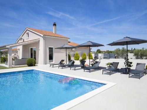 Holiday Home Ana by Interhome