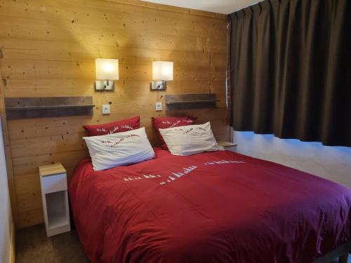 Grand appartement rénové centre station avec balcon - 14p, animaux admis