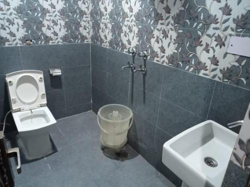 Koupelna v ubytování Hotel Royal Heritage Inn