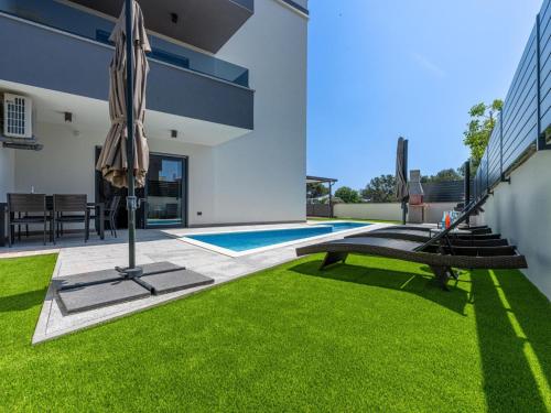 Apartment Apartment Rose mit privatem Pool by Interhome