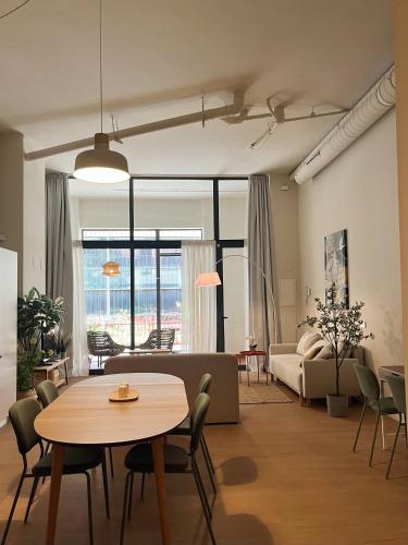 Modern and stylish -1Bedroom 1Bathroom -Ventas
