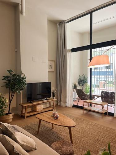 Modern and stylish -1Bedroom 1Bathroom -Ventas