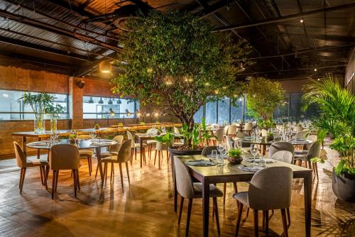En restaurant eller et andet spisested på Tivoli Maiorana Belém Pará Hotel