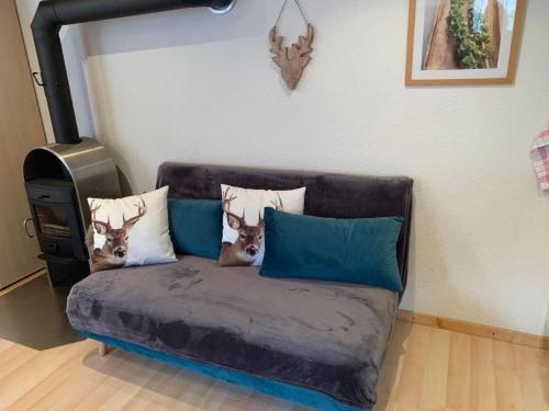 Apartment Chalet Fluehbluemli - Eigerview by Interhome