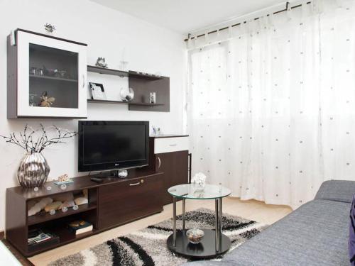 Apartment Apartment STANIĆ - home away from home ! by Interhome