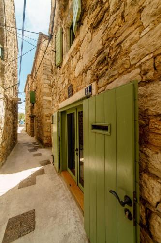 Holiday Home Haus in Kastel Sucurac mit Garten und BBQ by Interhome