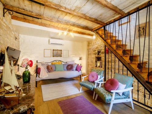 Holiday Home Haus in Kastel Sucurac mit Garten und BBQ by Interhome