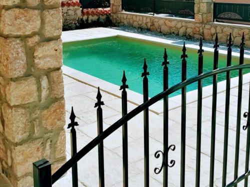 Apartment Vintage Residenc Dramalj - Pool zur Selbstnutzung by Interhome