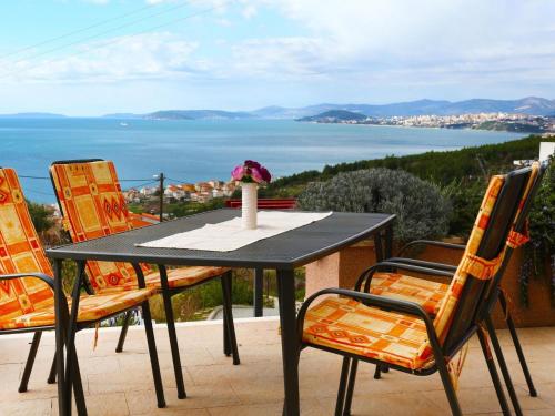 Apartment Strandnahe Ferienwohnung mit Terrasse by Interhome