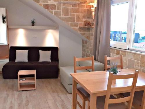 Apartment Strandnahe Ferienwohnung mit tollem Ausblick by Interhome
