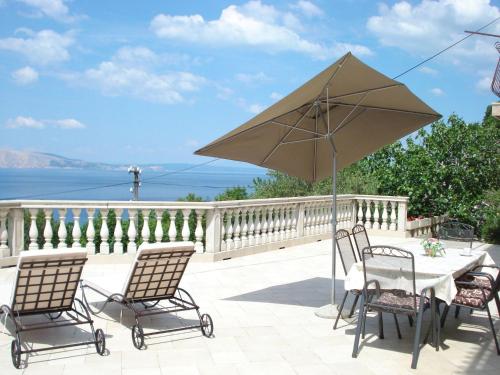 Apartment Apartment für zwei Erwachsene und zwei Kinder by Interhome