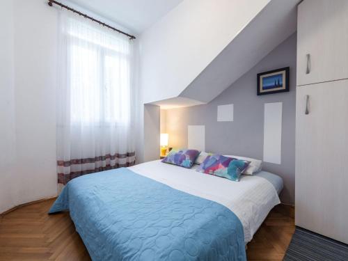Apartment Ivona mit Terrasse und Außendusche by Interhome