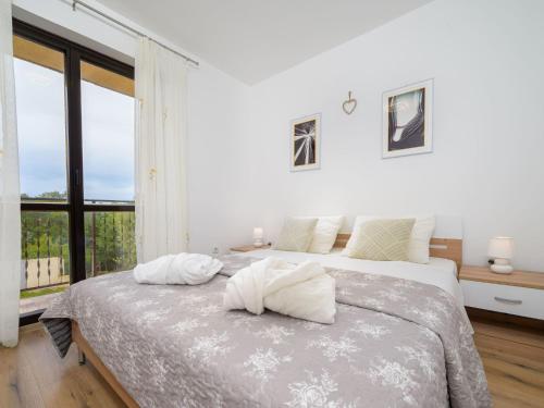 Apartment Ferienwohnungen Silvana by Interhome