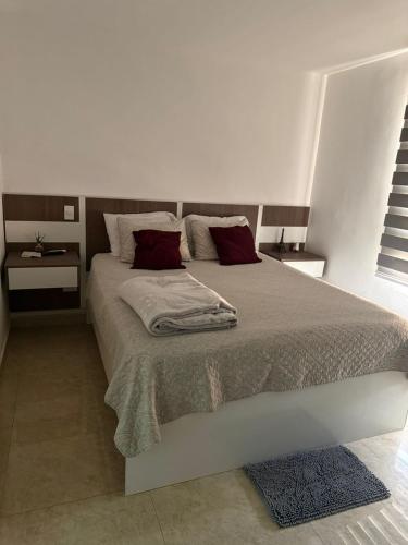 Eldepa tesisinde bir odada yatak veya yataklar