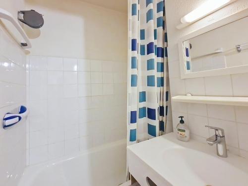 Et badeværelse på Jonquilles JQM2 SUNNY & VIEW 4 pers