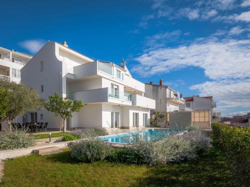Holiday Home Ferienvilla Elena mit eigenem Pool by Interhome