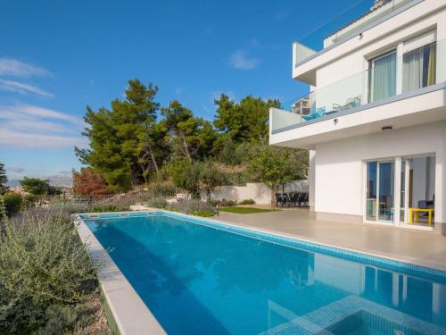 Holiday Home Ferienvilla Elena mit eigenem Pool by Interhome