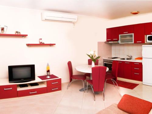 Apartment Moderne Ferienwohnung mit Meerblick by Interhome